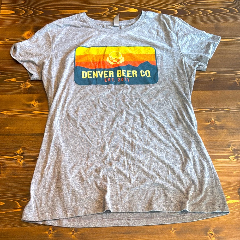 Like New: Denver Beer Co Women’s Shirt